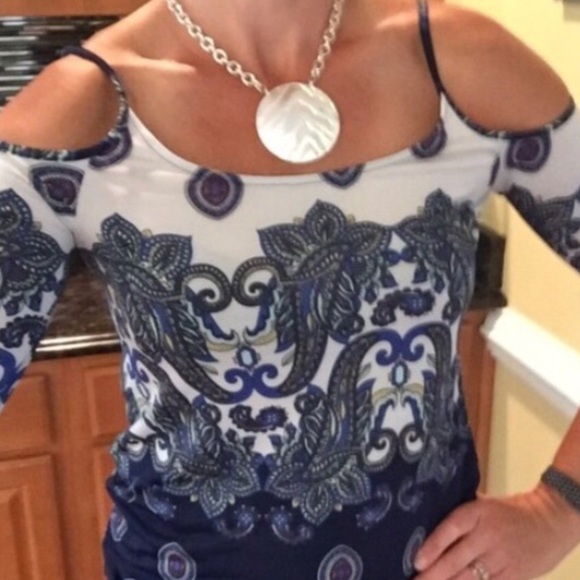 Rancho Estancia Tops - Rancho Estancia - Beautiful Paisley Top - S